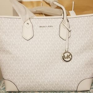 Michael Kors Eva LG tote